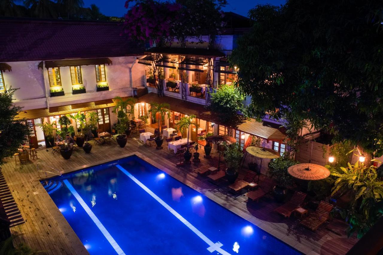 Savoy Hotel Yangon Exterior photo