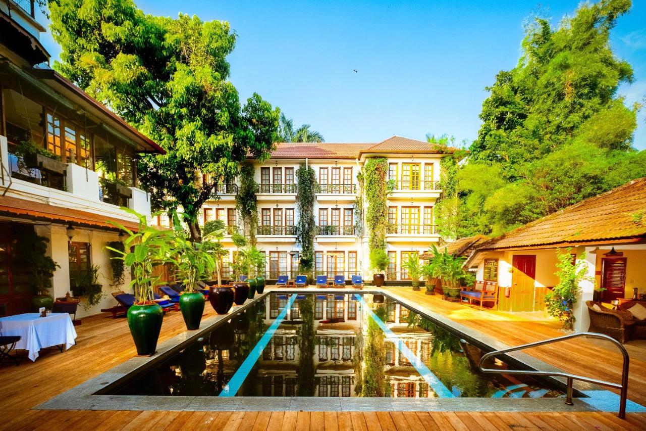 Savoy Hotel Yangon Exterior photo