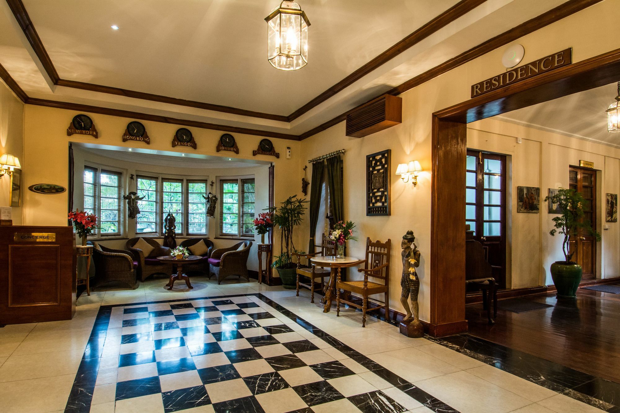 Savoy Hotel Yangon Exterior photo